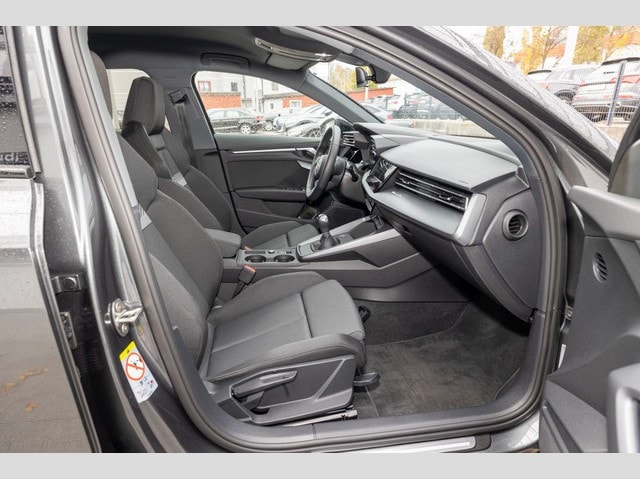 Audi A3 30 TFSI S-Line Sportback