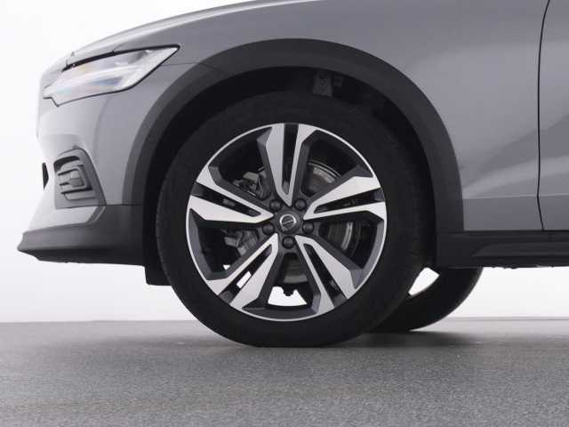 Volvo V60 Cross Country CC