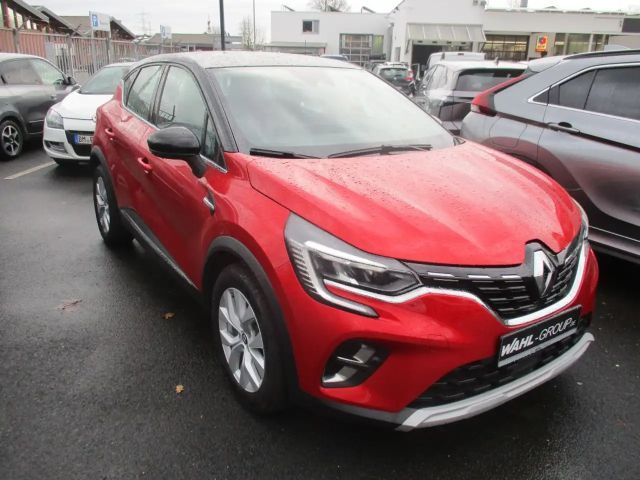 Renault Captur E-Tech Intens