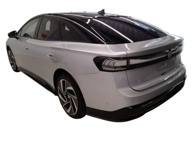 Volkswagen ID.7 286PS NP.71T ACC.5J-G.WÄRMEPUMPE.AHK.AREA-VIEW.NAVI+VC.HARMAN.HUD