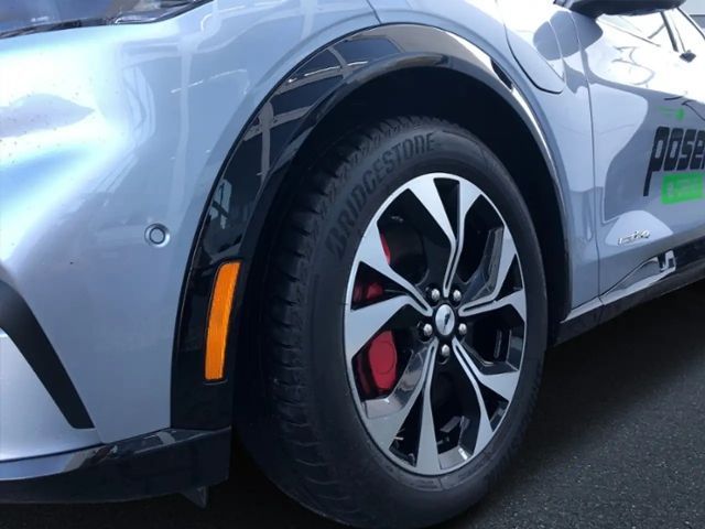 Ford Mustang Mach-E AWD