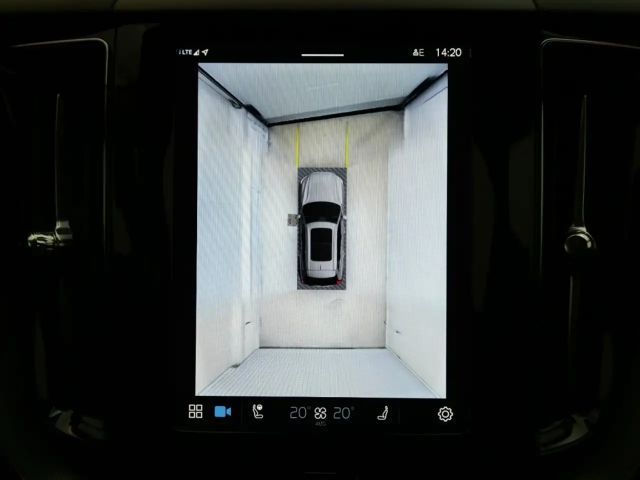 Volvo XC60 AWD Dark Plus T6