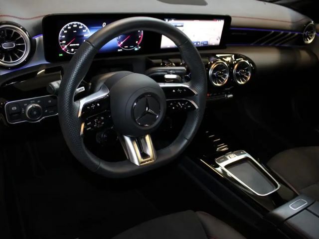 Mercedes-Benz CLA 35 AMG 4MATIC AMG Line Coupé