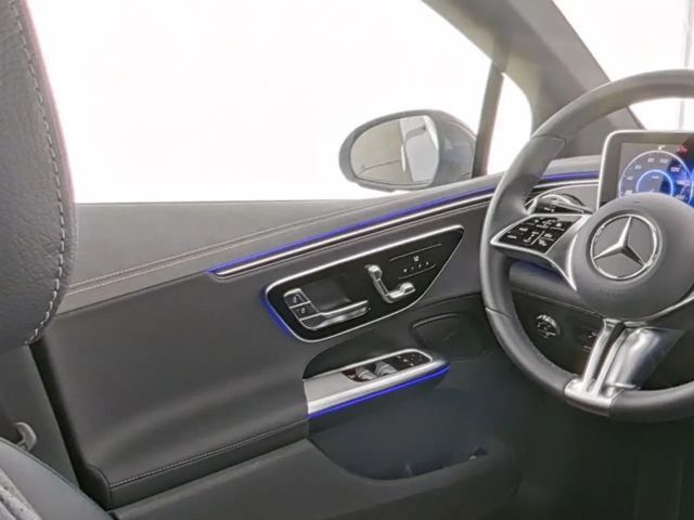 Mercedes-Benz EQE 300 Electric Art Sedan