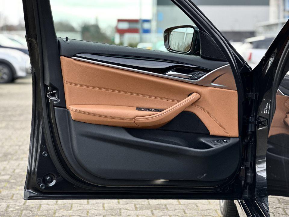 BMW 530 530e Touring