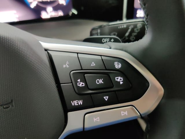 Volkswagen Golf 1.5 eTSI Plus