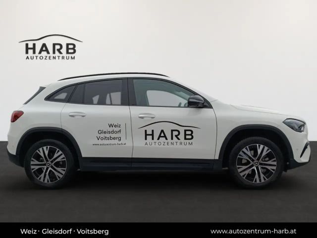 Mercedes-Benz GLA 180 GLA 180