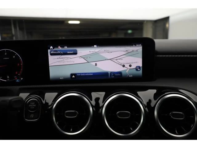 Mercedes-Benz A 200 A 200 d