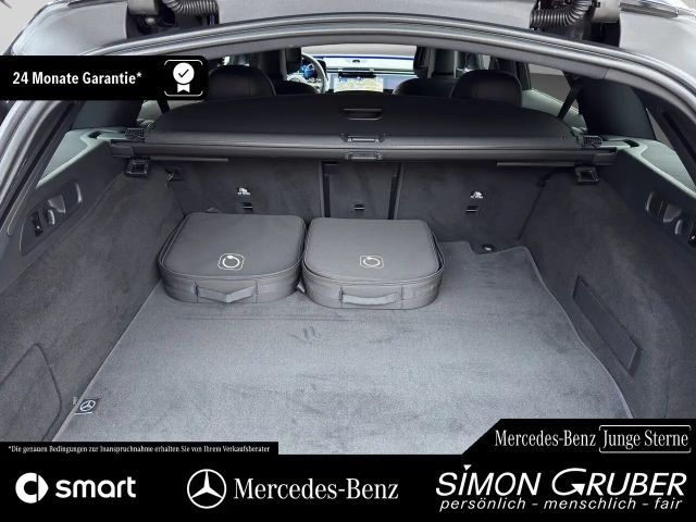 Mercedes-Benz E 300 AMG Line