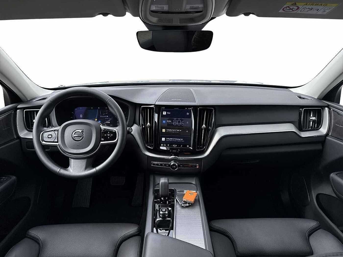 Volvo XC60 Dark Plus