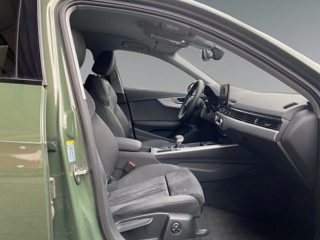 Audi A4 30 TDI Avant S-Tronic