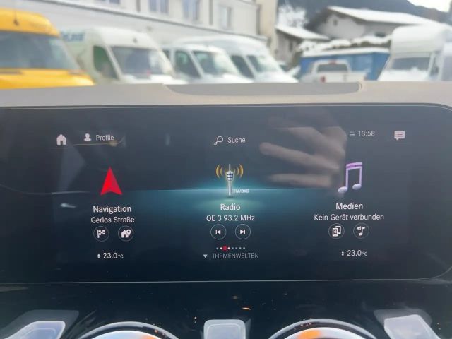 Mercedes-Benz GLA 250 4MATIC AMG Line