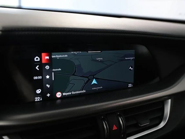 Alfa Romeo Stelvio AT8 Q4 Veloce