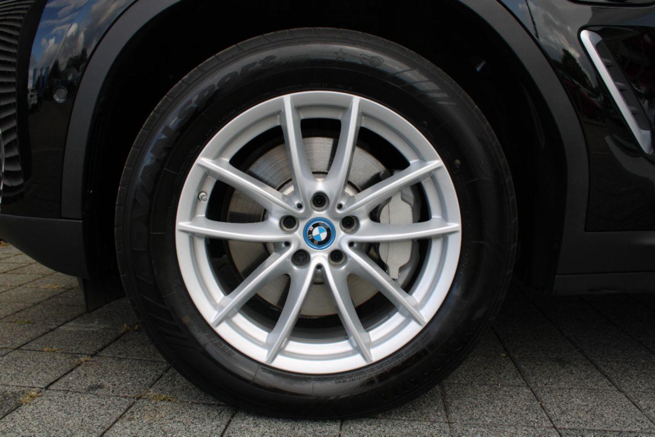BMW X3 xDrive30e