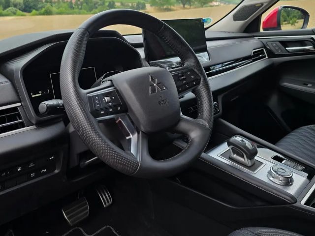 Mitsubishi Outlander 4WD PHEV