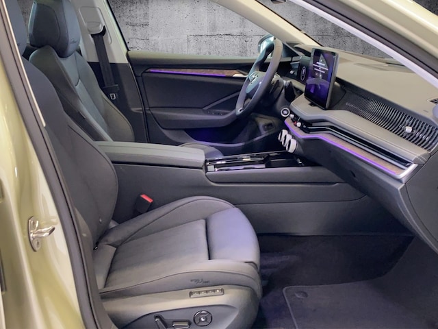 Skoda Superb 2.0 TDI Combi