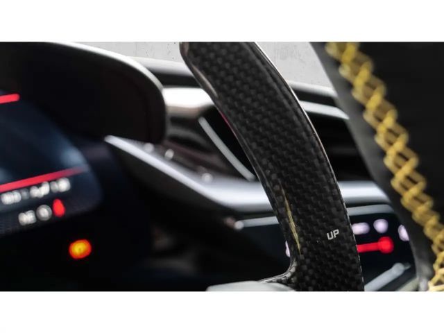 Ferrari SF90 Stradale