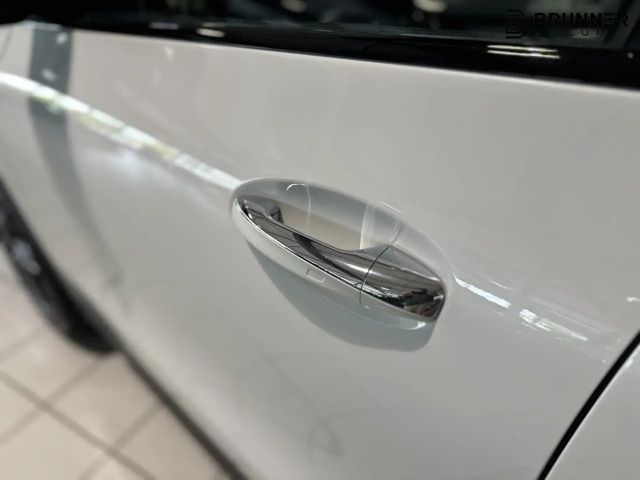 Mercedes-Benz GLA 250 4MATIC AMG Line