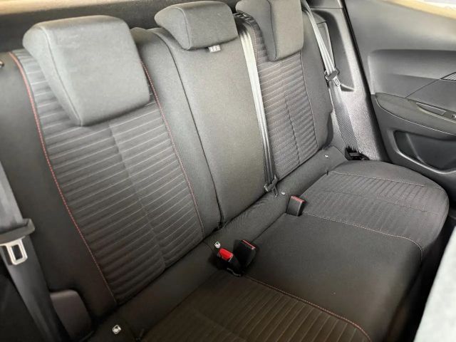 Peugeot E-2008 Active Pack