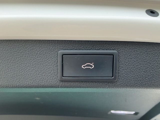 Skoda Superb 2.0 TDI Combi