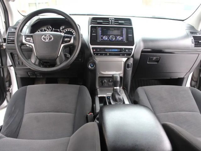 Toyota Land Cruiser Basis Vierwielaandrijving