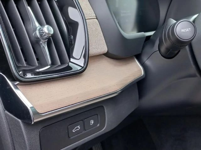 Volvo XC90 Bright Ultra