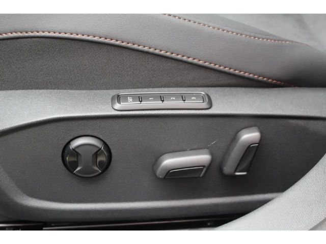 Cupra Leon 1.5 TSI DSG Sportstourer