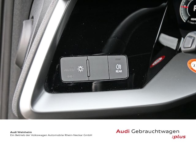 Audi A3 35 TDI S-Line S-Tronic Sedan