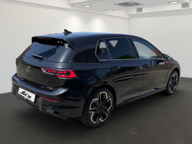Volkswagen Golf 1.5 eTSI Golf VIII