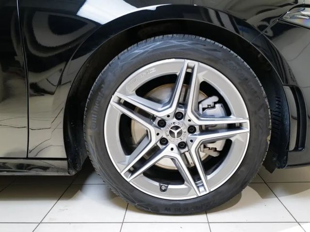 Mercedes-Benz A 250 4MATIC AMG Line