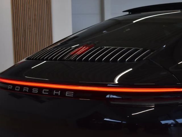 Porsche 911 4 Carrera Coupé S