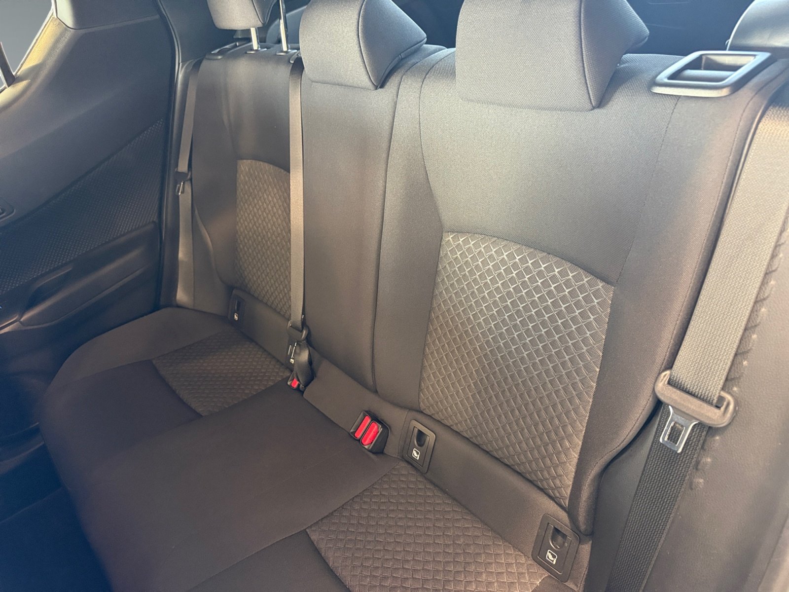 Toyota C-HR 5-deurs Bi-Tone Team D