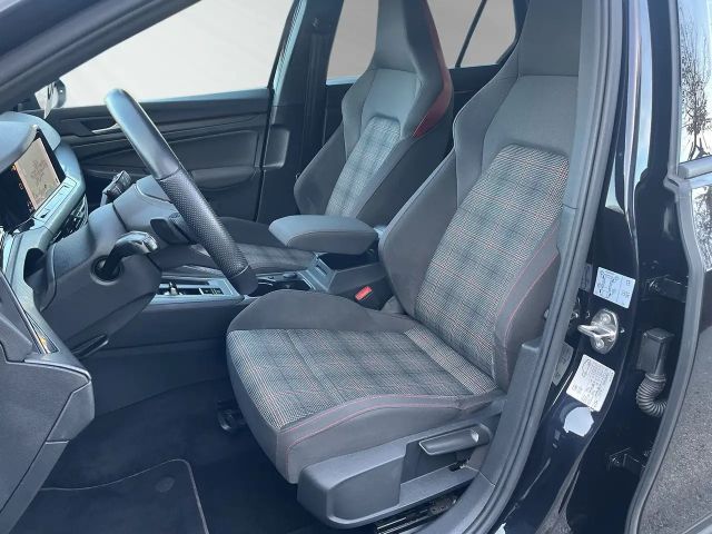 Volkswagen Golf DSG GTI Golf VIII Style