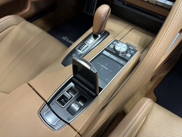 Lexus LC Cabrio Performance V8