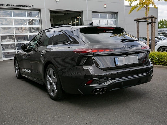 Audi A6 Avant Quattro S-Tronic