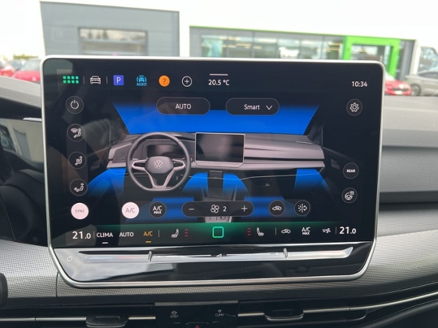 Volkswagen Golf 1.5 TSI Plus Style e-Golf