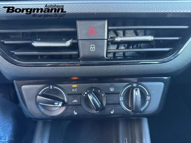 Skoda Scala Essence AHK Digitales Cockpit LED Sperrdiff. Apple