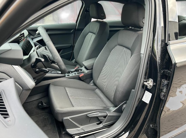 Audi A3 30 TFSI S-Tronic Sedan