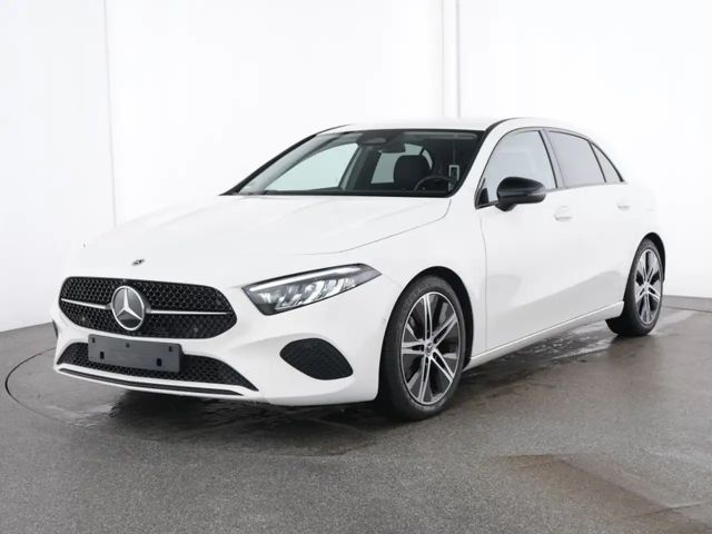 Mercedes-Benz A 220 4MATIC Progressive