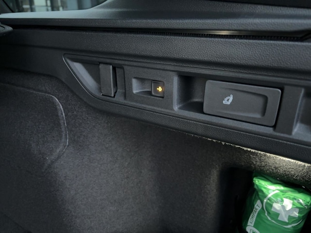 Skoda Superb Combi Sportline iV