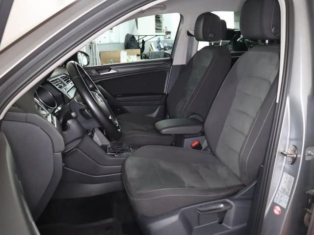 Volkswagen Tiguan Allspace DSG R-Line Style