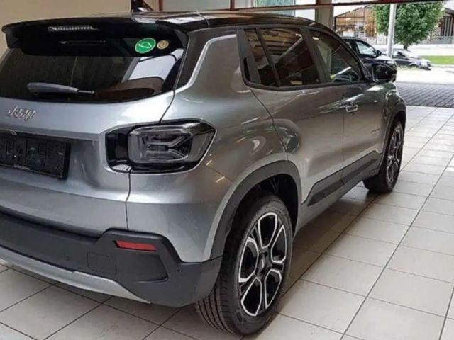 Jeep Avenger Full-Electric Summit