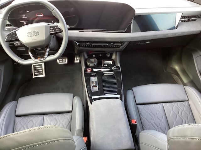 Audi A6 e-tron Avant Quattro