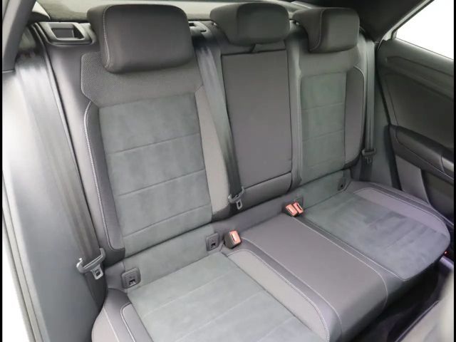 Volkswagen T-Roc 1.5 TSI DSG R-Line Style