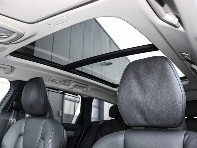 Volvo V90 AWD Dark Plus Recharge