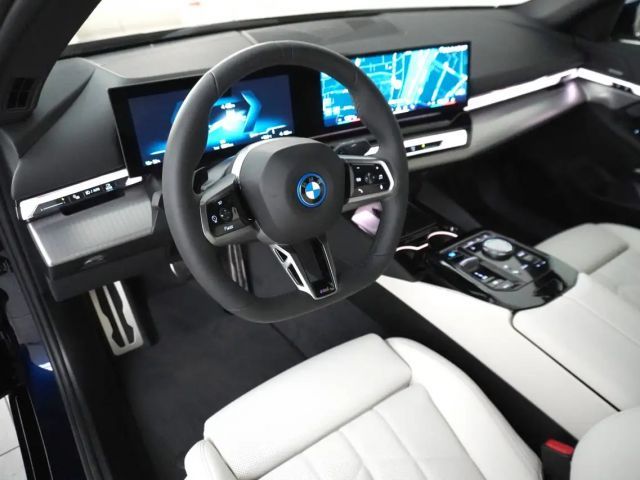 BMW i5 Sedan eDrive40
