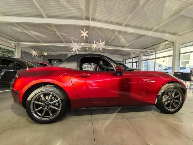 Mazda MX-5 Exclusive-line SkyActiv