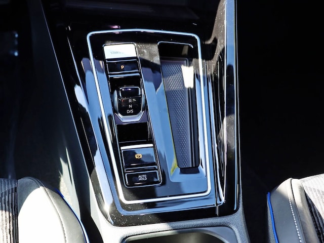 Volkswagen Golf 1.5 eTSI DSG Plus R-Line