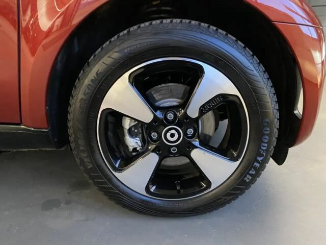 Smart EQ fortwo smart EQ fortwo Exclusive LED Panorama Kamera...