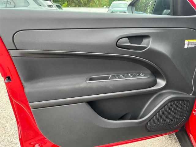 Fiat 600e Hybrid Special mit PDC*Navi*Klima